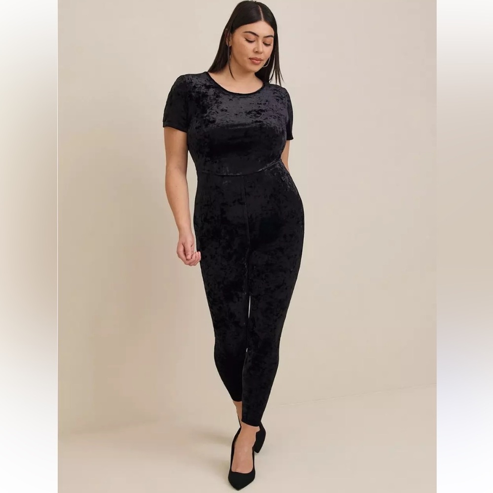 Torrid Full Length Crushed Velvet Catsuit Jumpsuit Short Sleeve Black Size Large